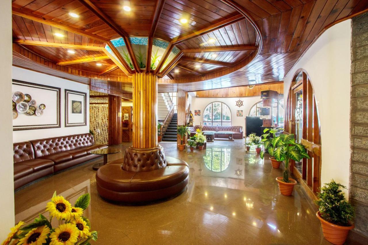 Hotel Kanishka Manali - 200M From Mall Road Manāli Екстериор снимка