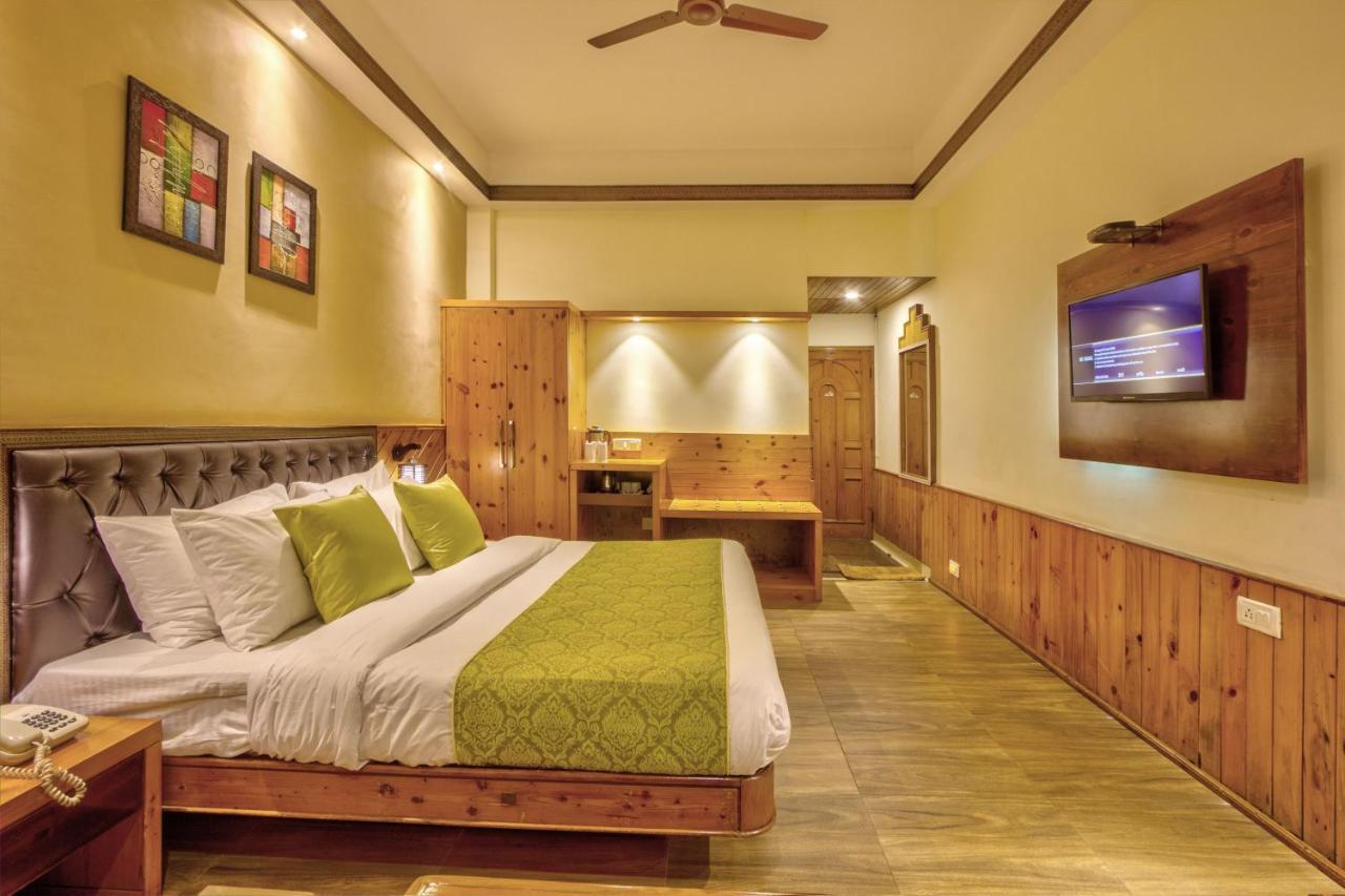 Hotel Kanishka Manali - 200M From Mall Road Manāli Екстериор снимка