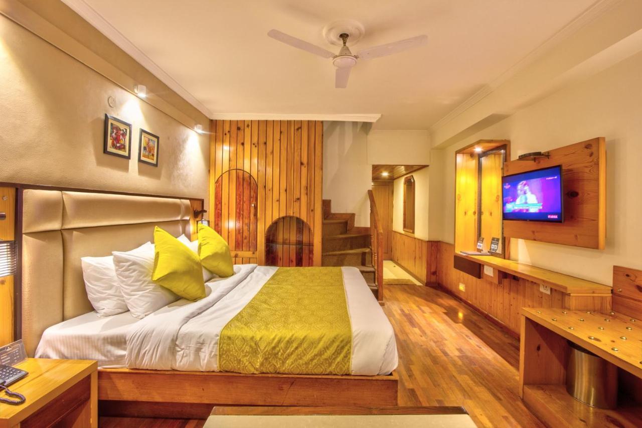Hotel Kanishka Manali - 200M From Mall Road Manāli Екстериор снимка