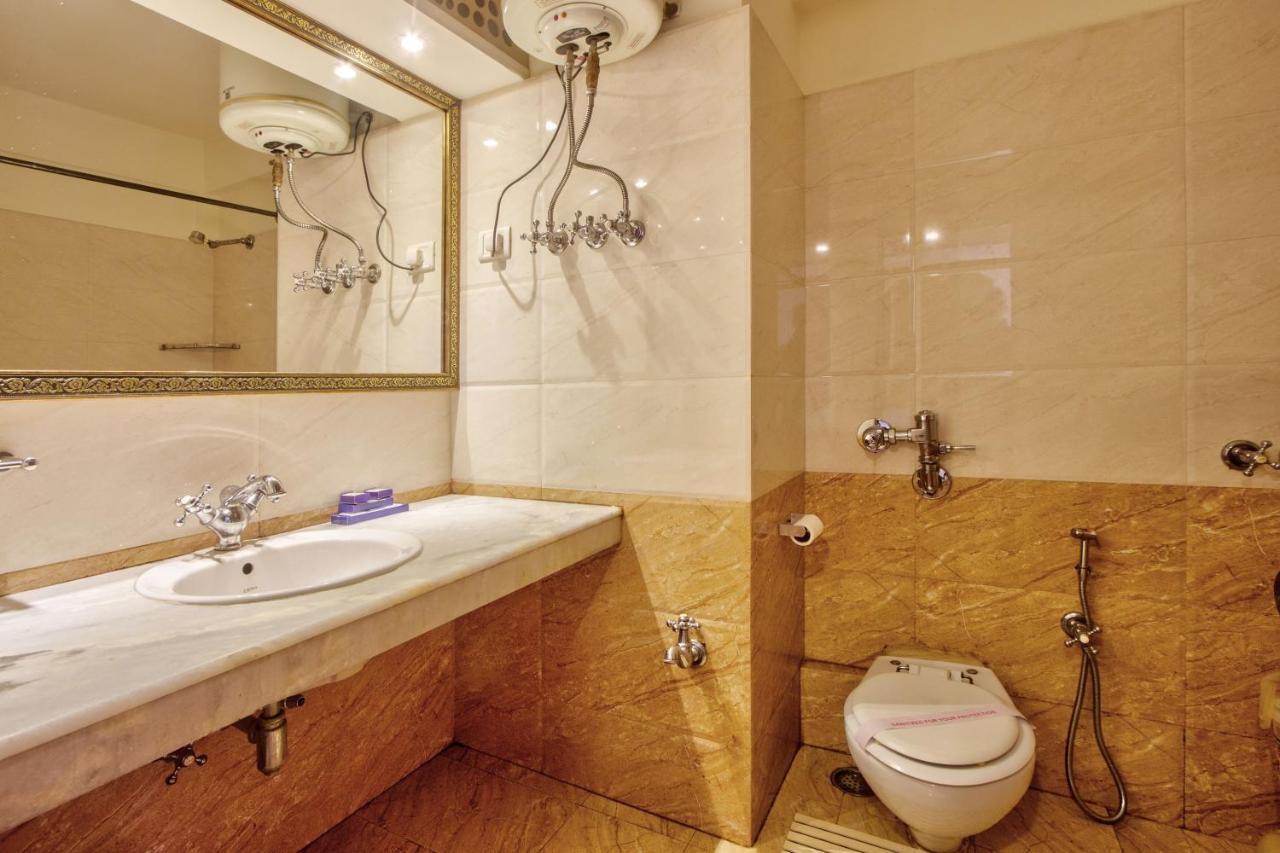 Hotel Kanishka Manali - 200M From Mall Road Manāli Екстериор снимка